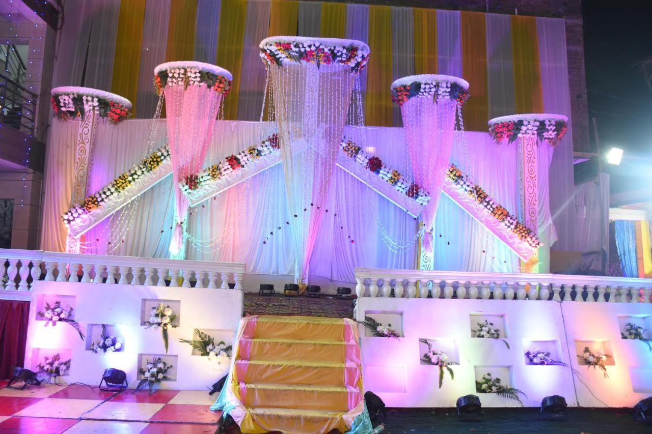 Jjk Rukmini Vilas Hotel & Banquet มูซัฟฟาร์ปูร์ ภายนอก รูปภาพ